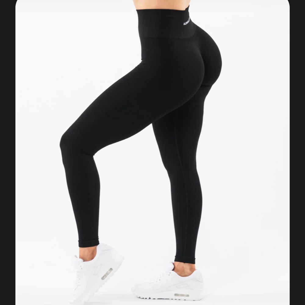 Alphalete amplify leggings -M